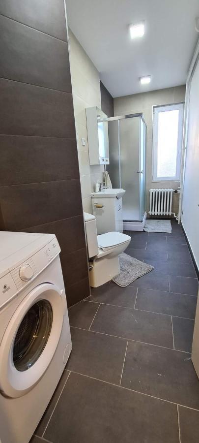 Apartment 51 - Bright, Spacious, Lux 1 Bedroom In The City Center - Stari Grad Belgrád Kültér fotó